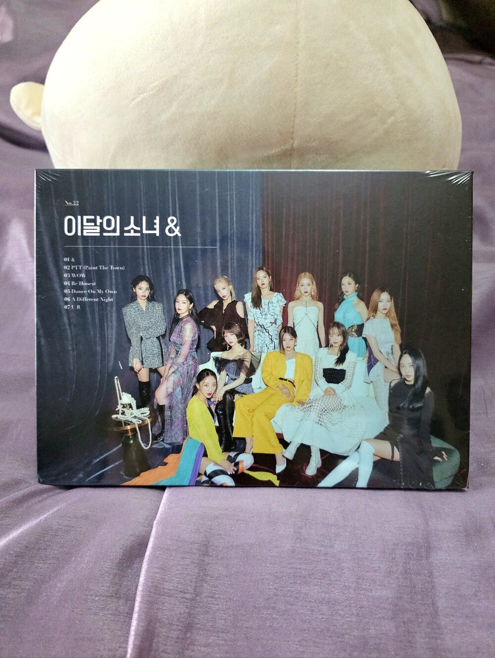 Kpop Album LOONA - 4th Mini Album [&] + Poster Bundle Set / Version D